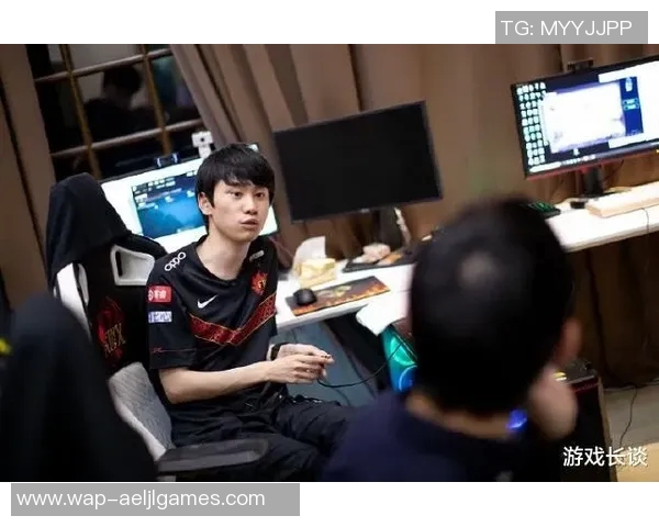 王者荣耀热议FPX比赛经验引发的争议与讨论分析