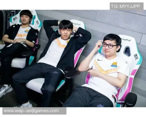 esports数据赛后复盘V5与JDG对决中的战术意识与团队配合分析